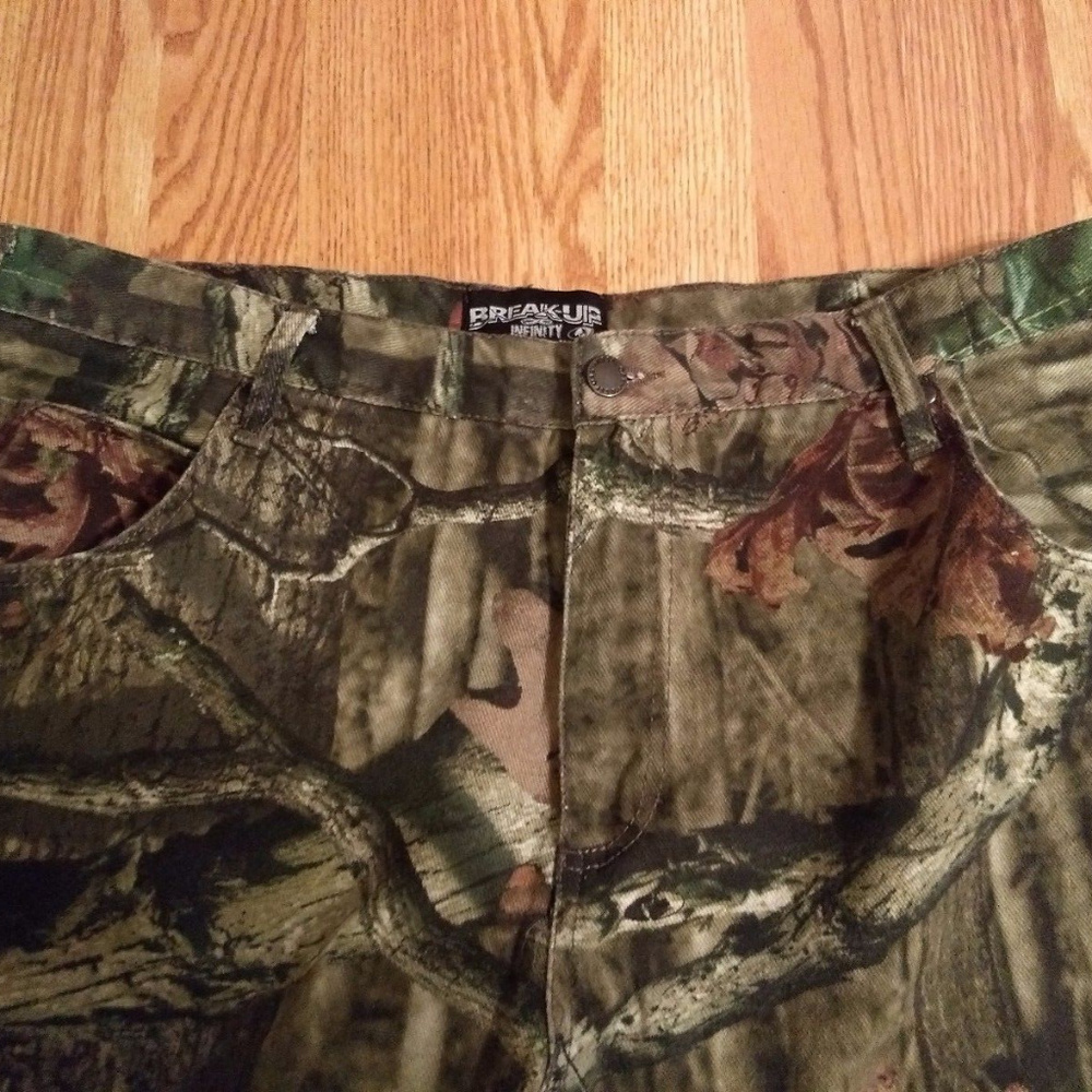 Mens Mossy Oak 38x30 camo pants